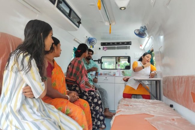 Mobile Medical Unit (MMU) Van in India | The Phoenix Foundation
